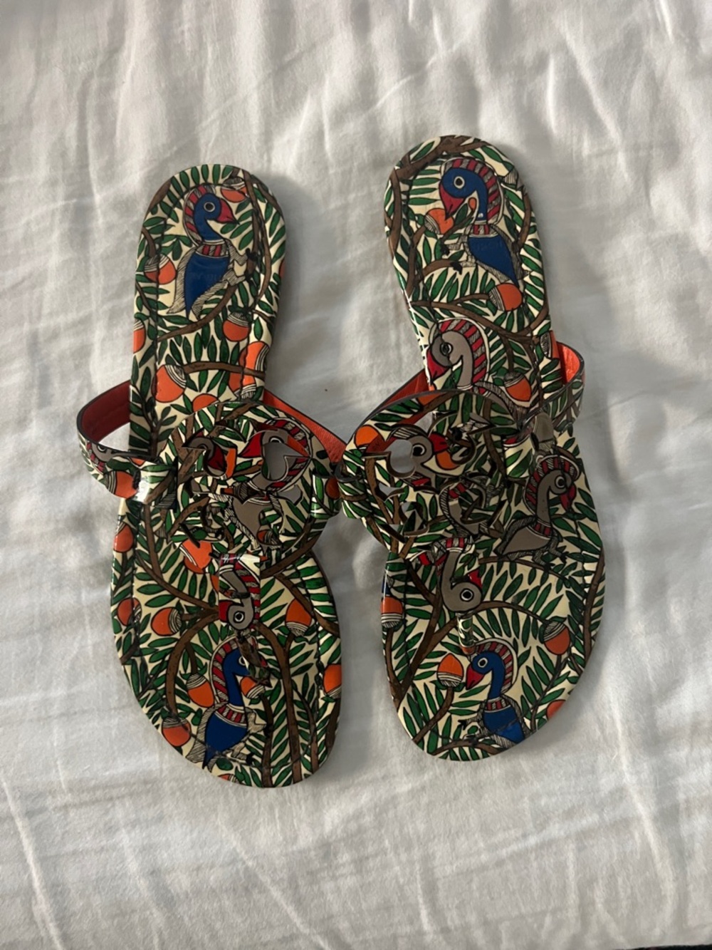 Women's Parrot Print Slip-On Sandals - Orange & Green blue and white Tori Burch
